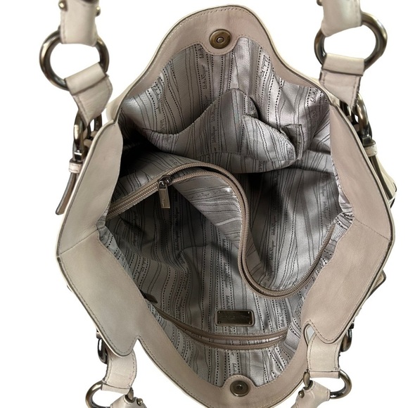 Salvatore Ferragamo Cream Soft Leather Satchel - Picture 4 of 15